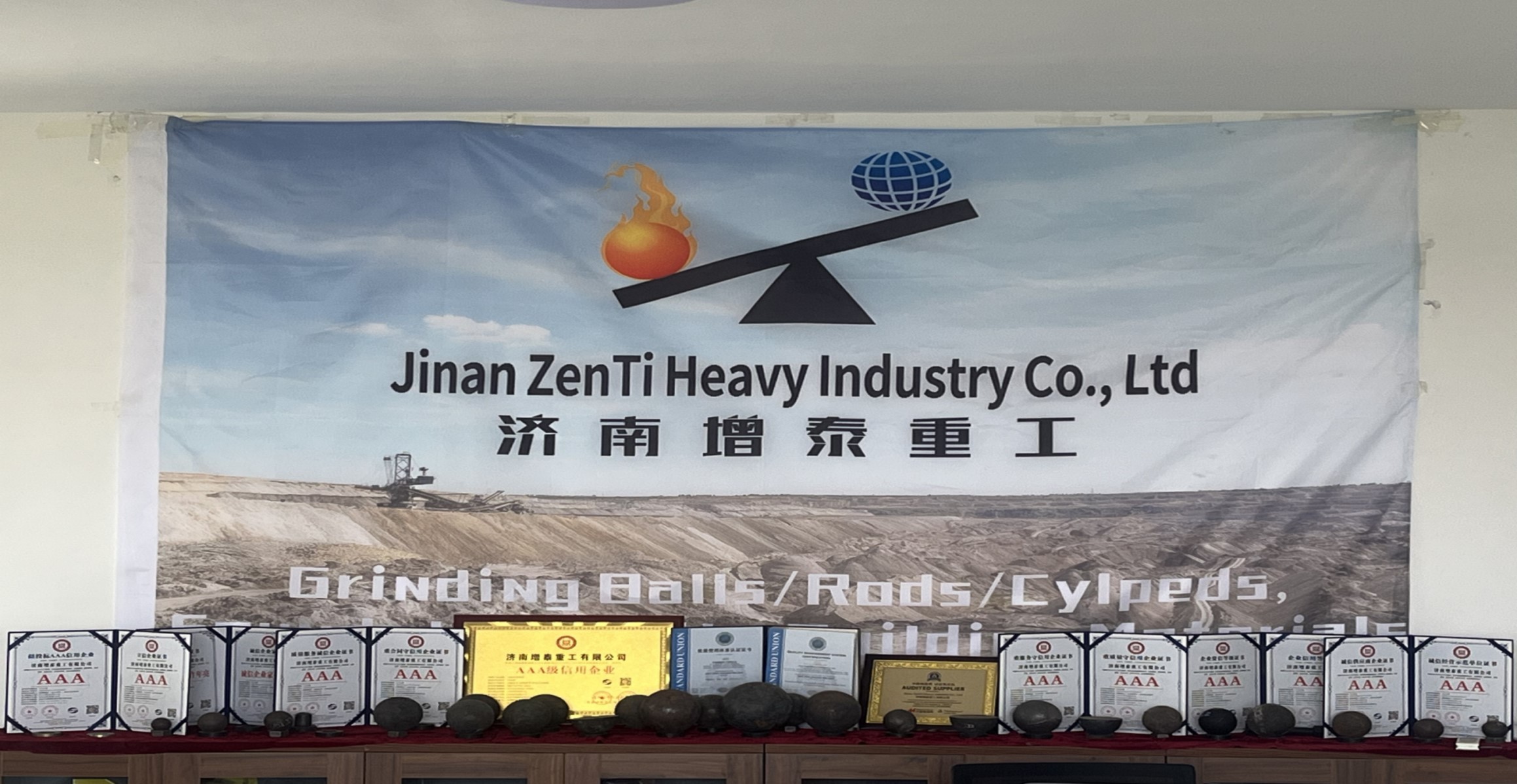 Inspección internacional de fábrica exitosa en Zenti Heavy Industry